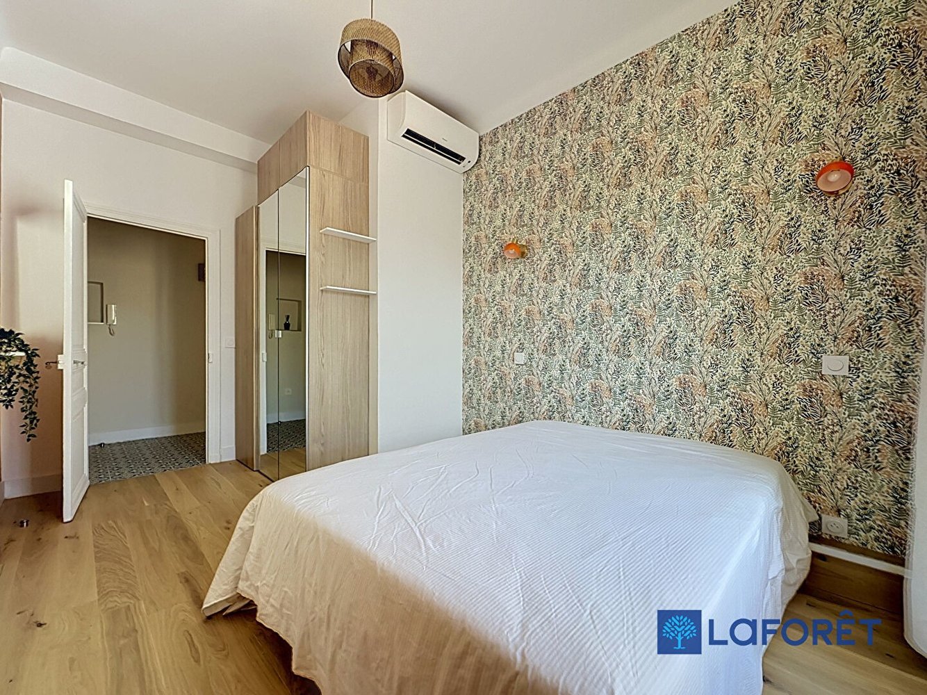 Property photo in Carre d'Argent