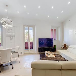 Property in Carre d'Argent