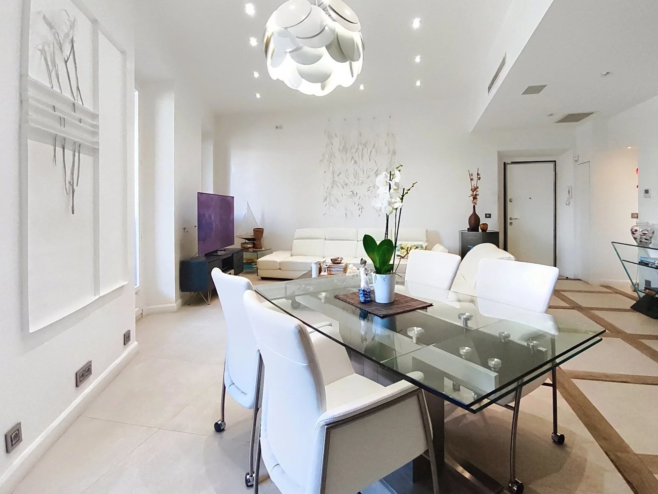 Property photo in Carre d'Argent