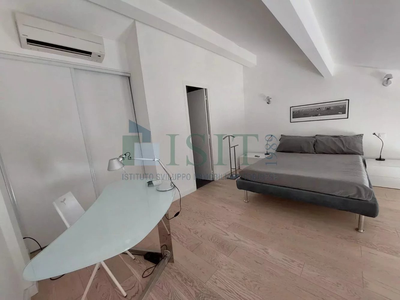 Property photo in Carre d'Argent