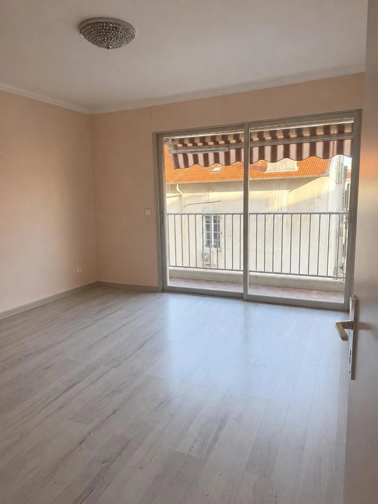 Property photo 3 in Carre d'Argent
