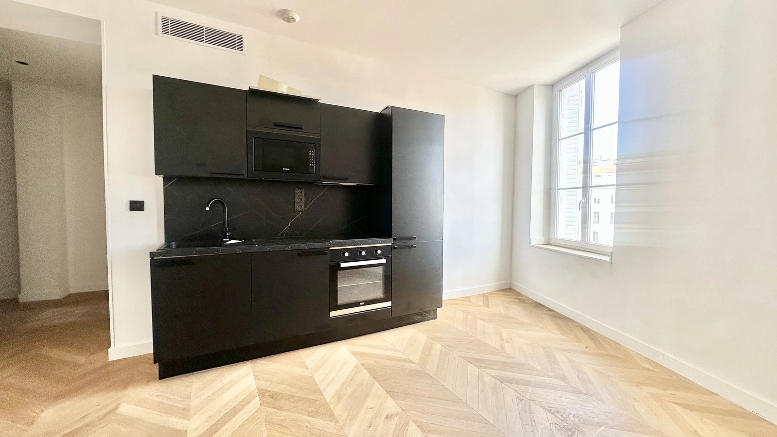 Property photo 3 in Carre d'Argent