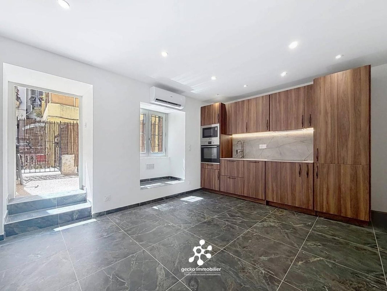 Property photo 1 in Carre d'Argent