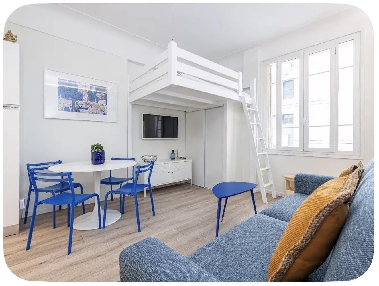 Property photo in Carre d'Or