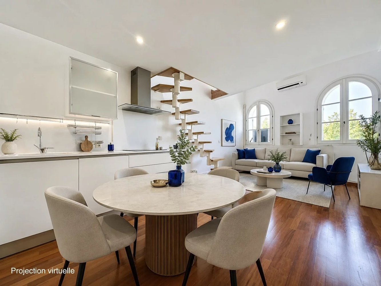 Property photo in Carre d'Or