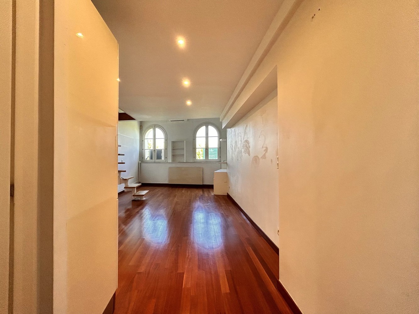 Property photo in Carre d'Or