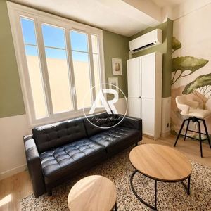 Property in Carre d'Or