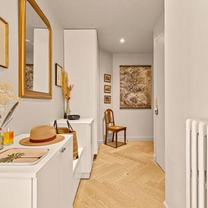 Property in Carre d'Or