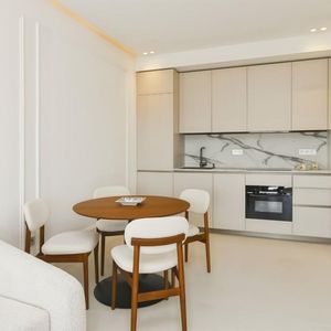 Property in Carre d'Or