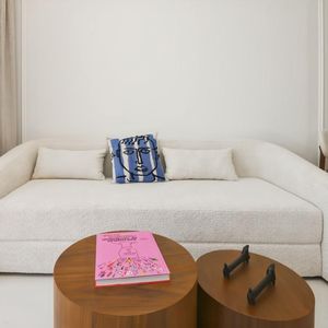 Property in Carre d'Or