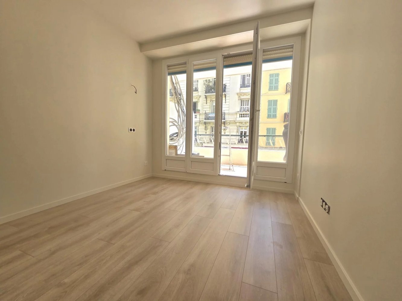 Property photo in Carre d'Or