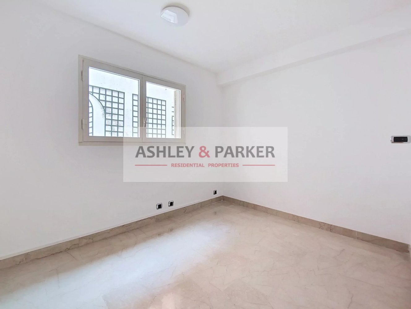 Property photo in Carre d'Or