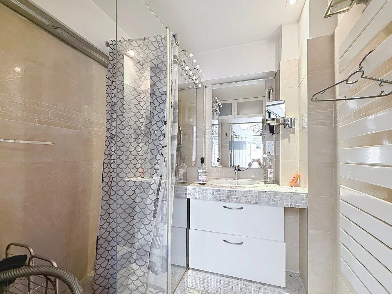 Property photo in Carre d'Or