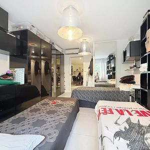 Property in Carre d'Or