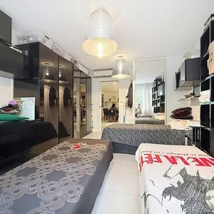 Property in Carre d'Or