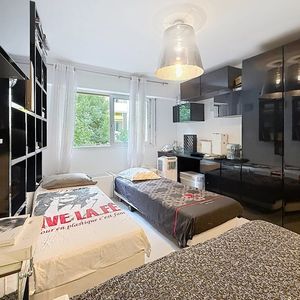Property in Carre d'Or
