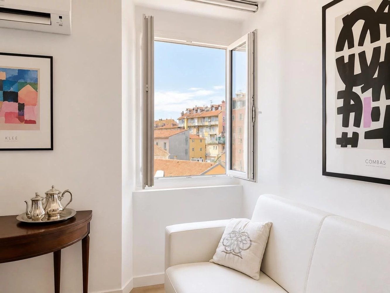 Property photo in Carre d'Or