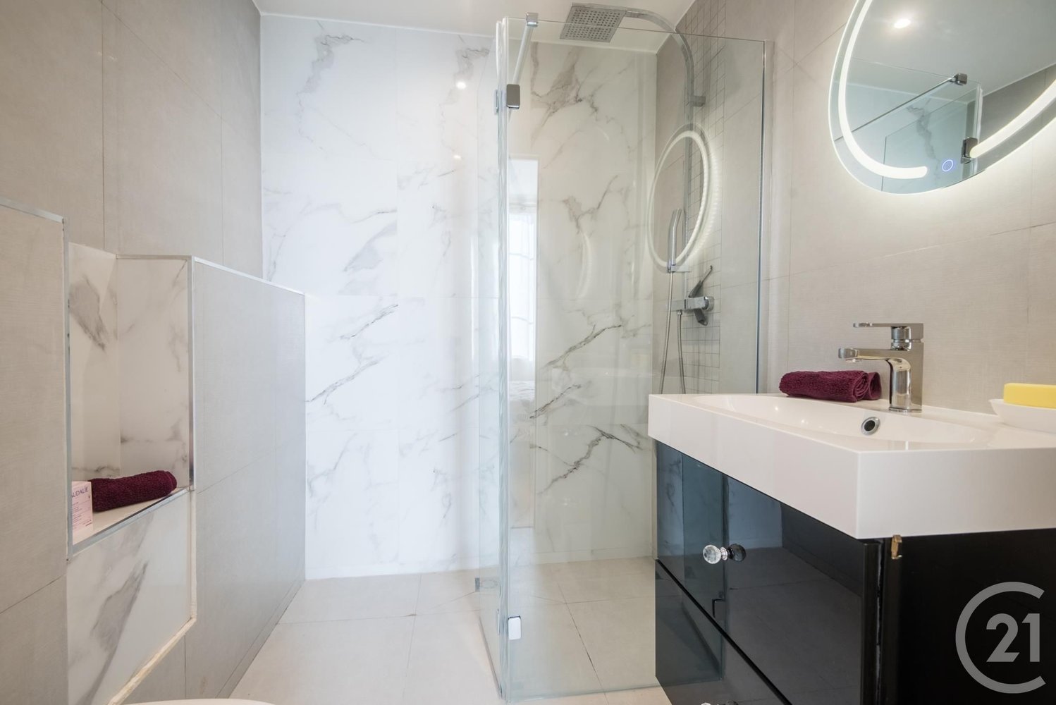 Property photo in Carre d'Or