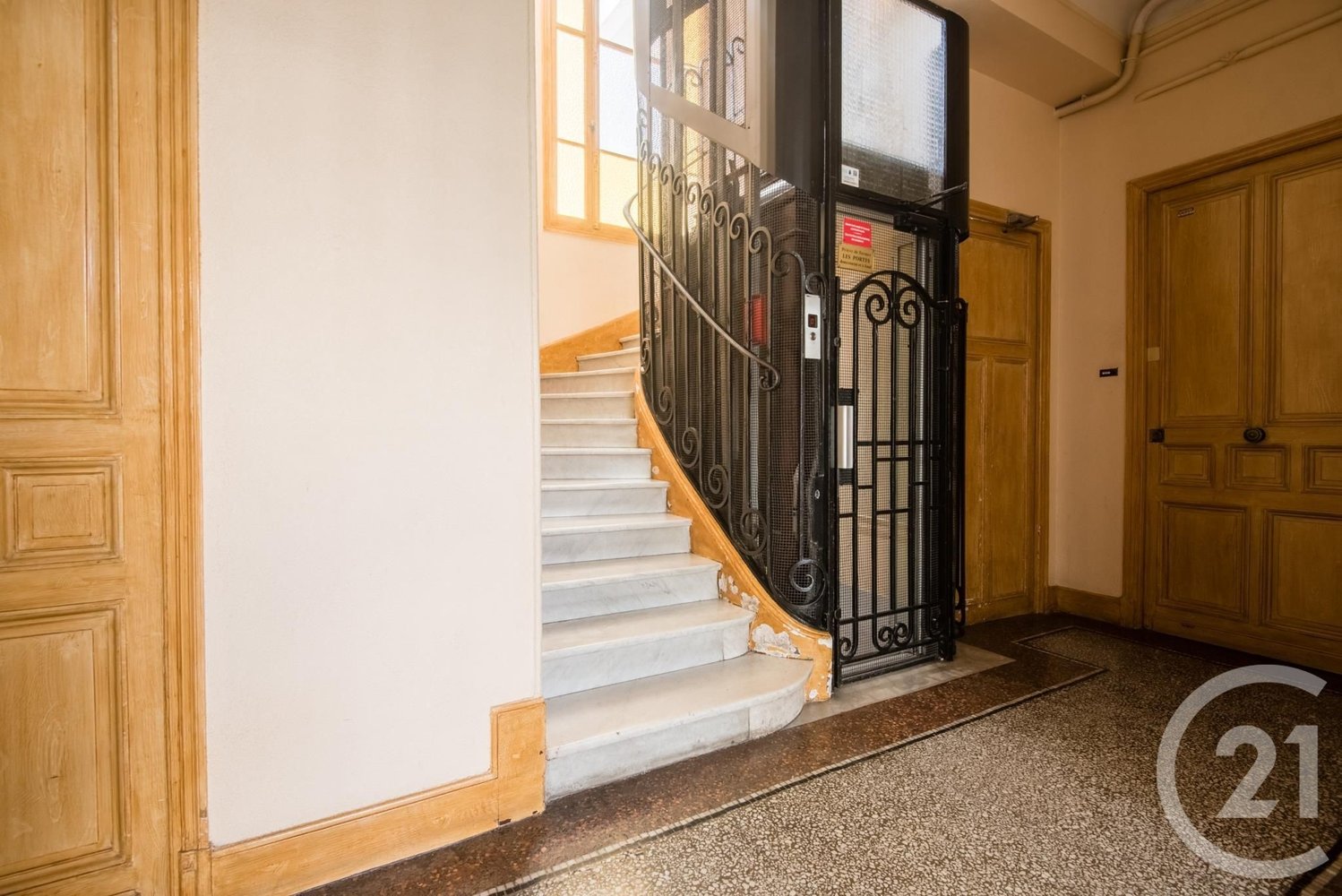 Property photo in Carre d'Or