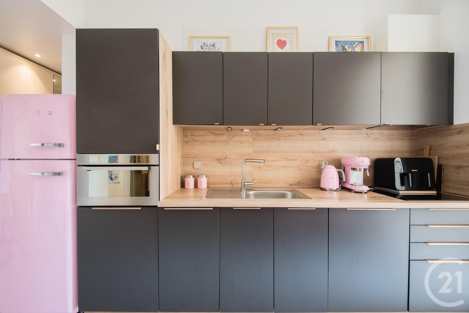 Property photo in Carre d'Or