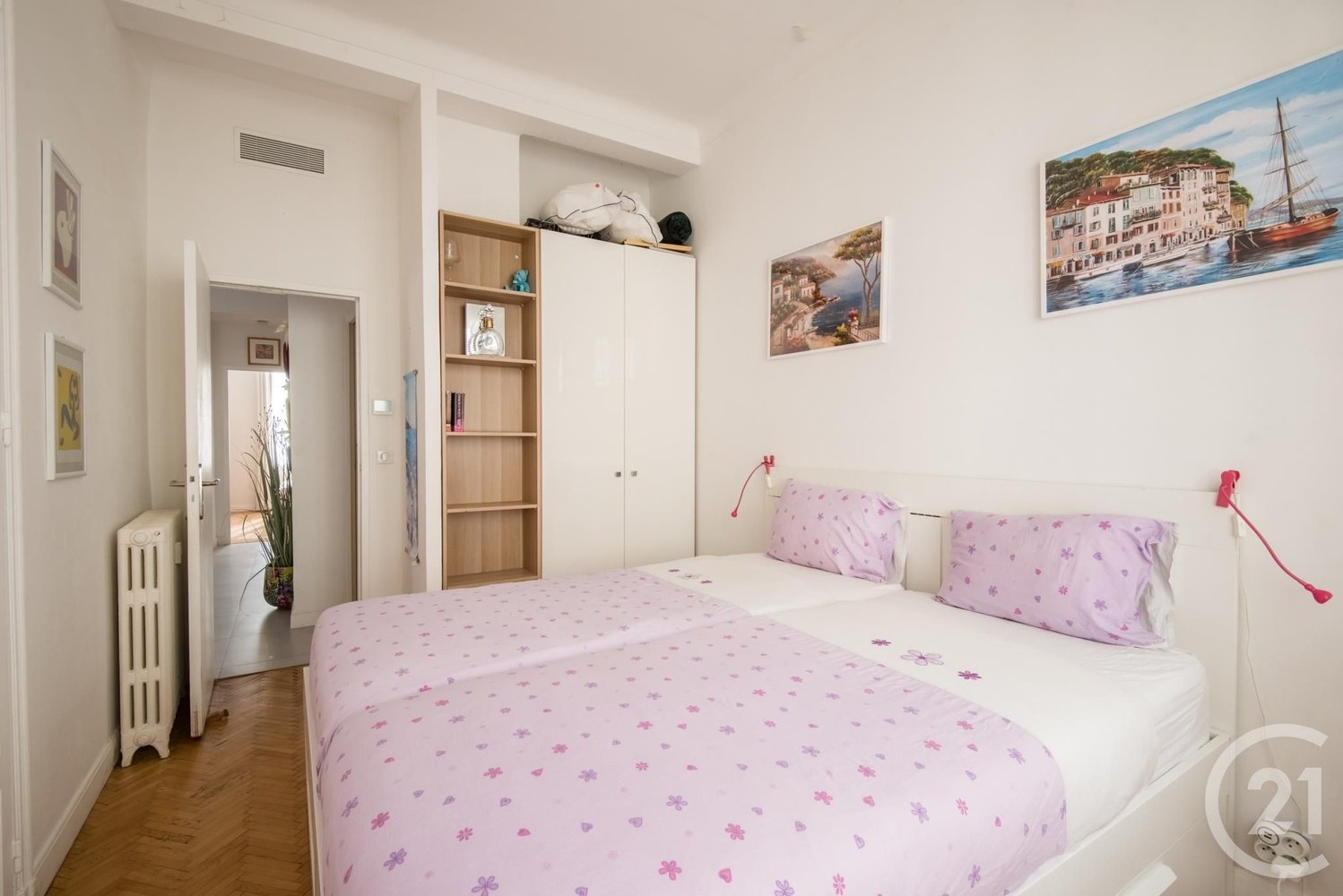 Property photo in Carre d'Or
