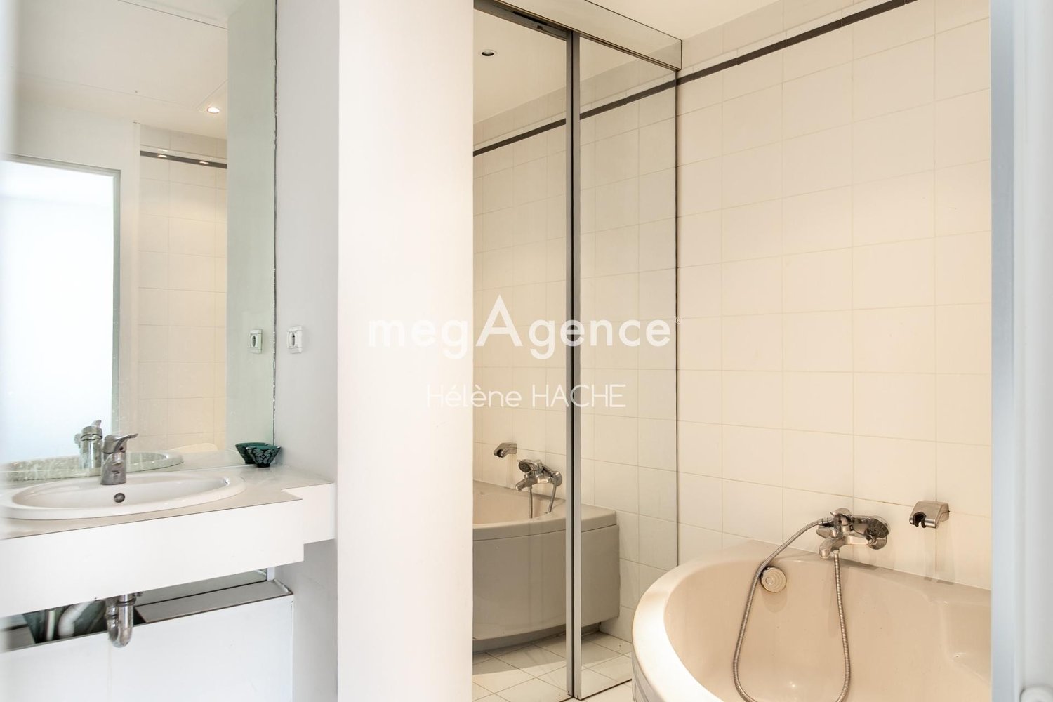 Property photo 8 in Carre d'Or