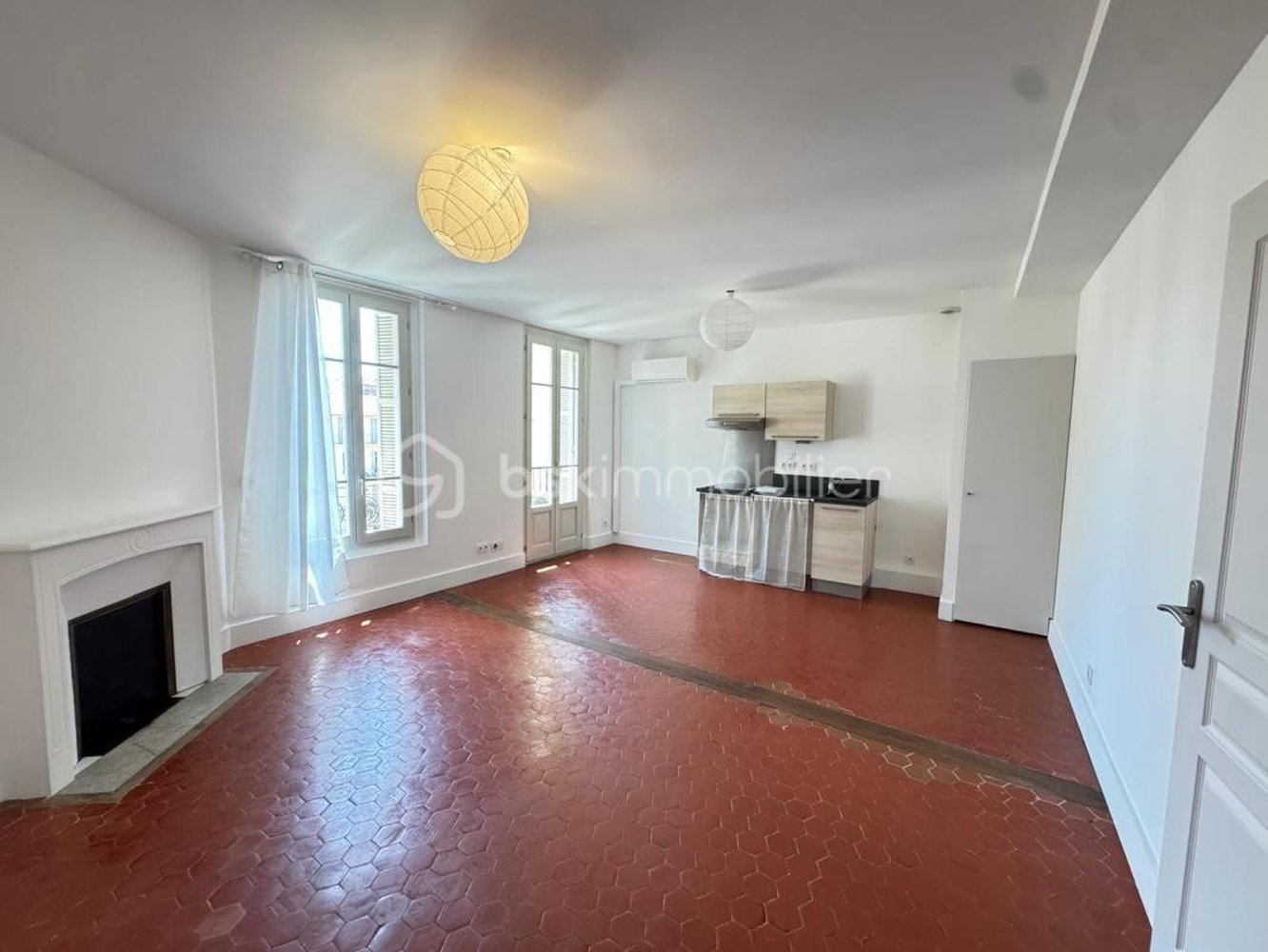 Property photo 2 in Carre d'Or