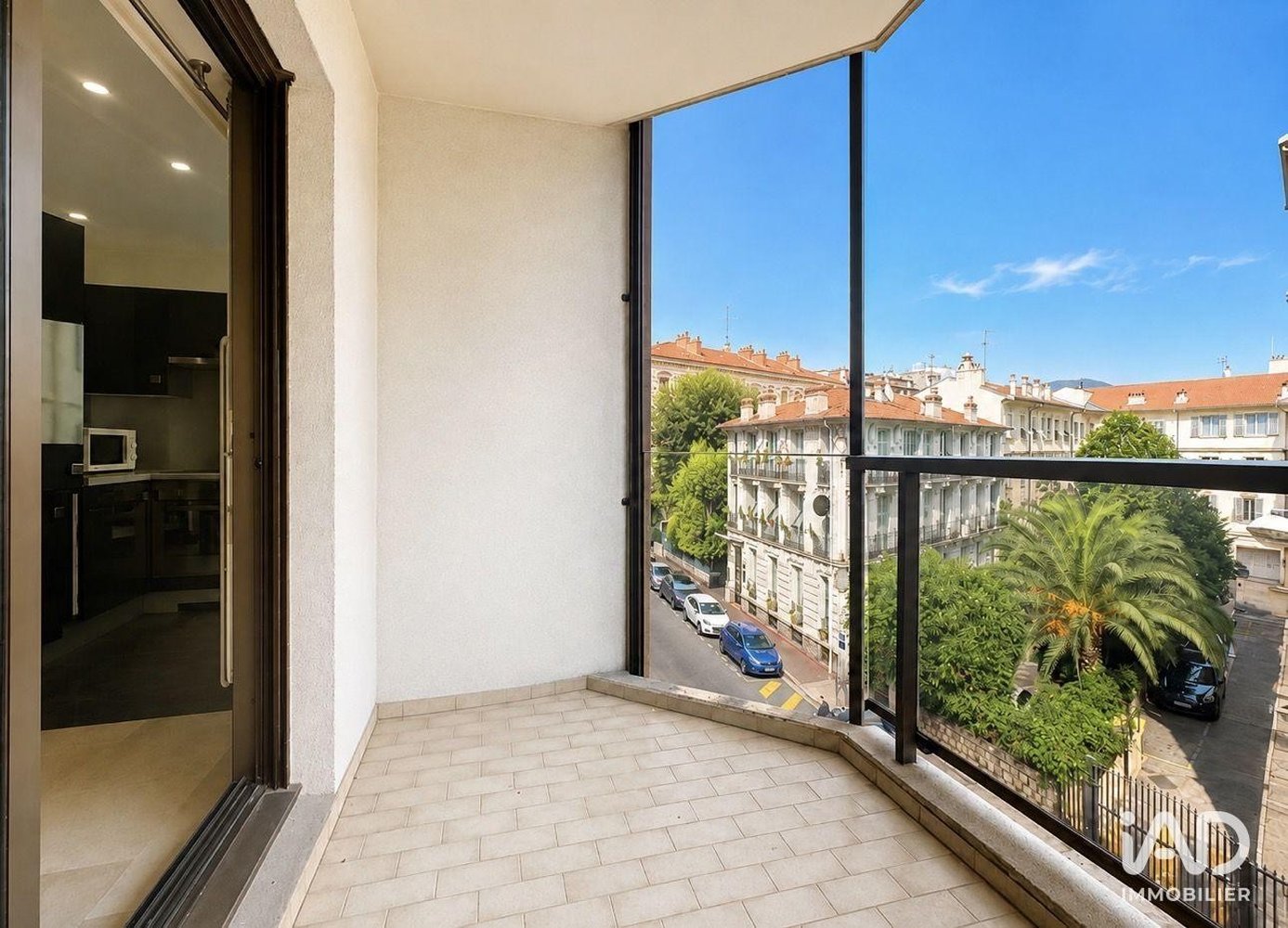 Property photo 2 in Carre d'Or