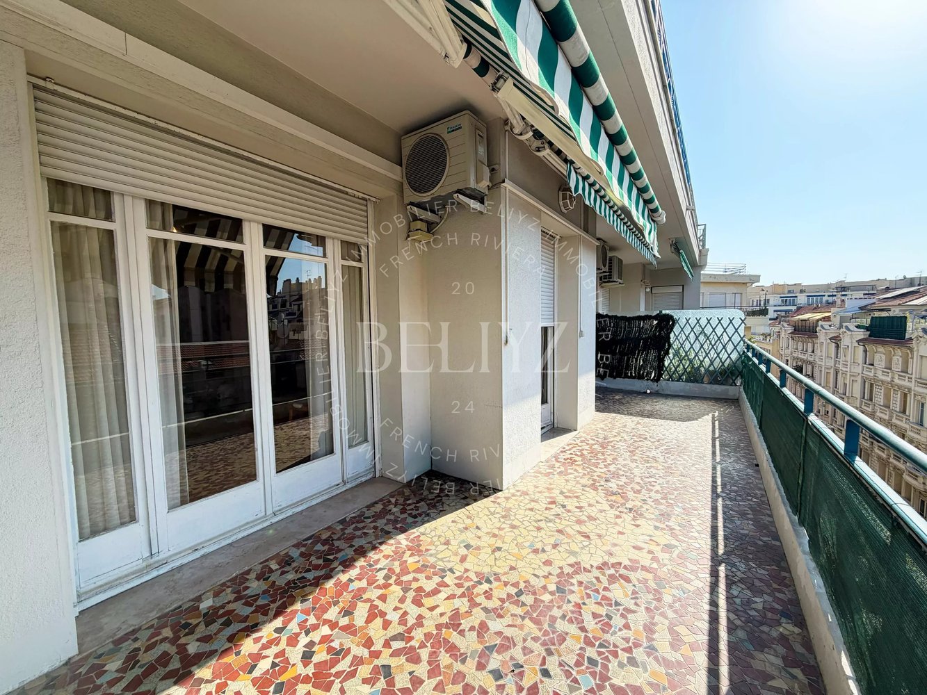 Property photo 1 in Carre d'Or