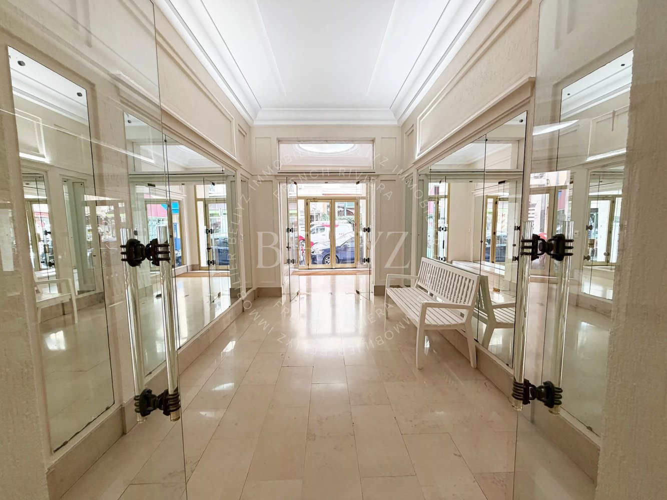 Property photo 7 in Carre d'Or