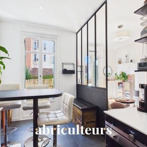 Property in Musicians Quarter