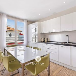 Property in Musicians Quarter