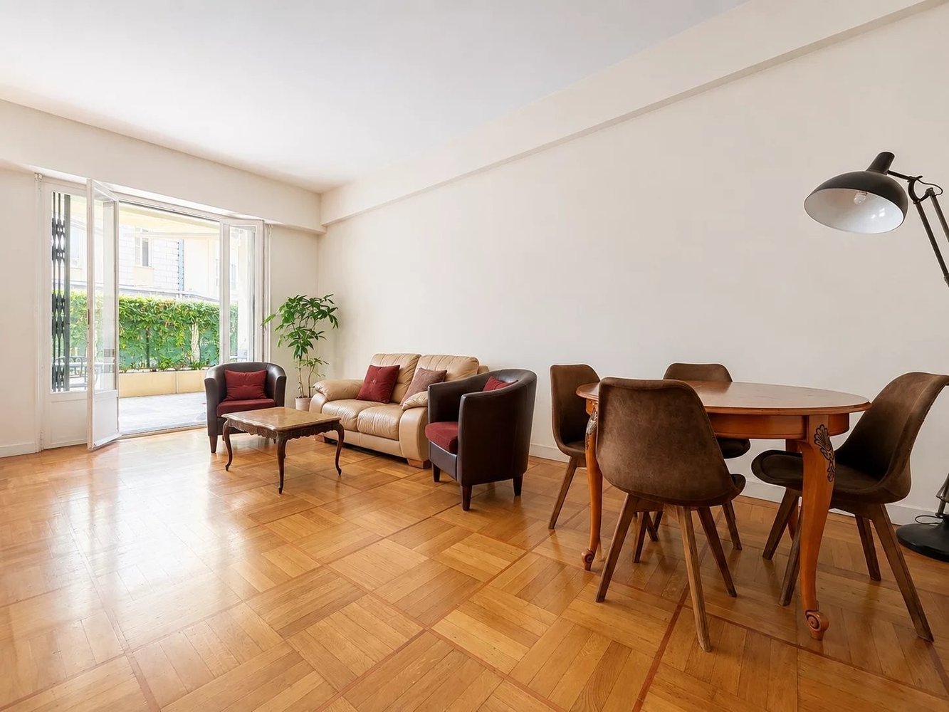 Property photo in Musicians Quarter