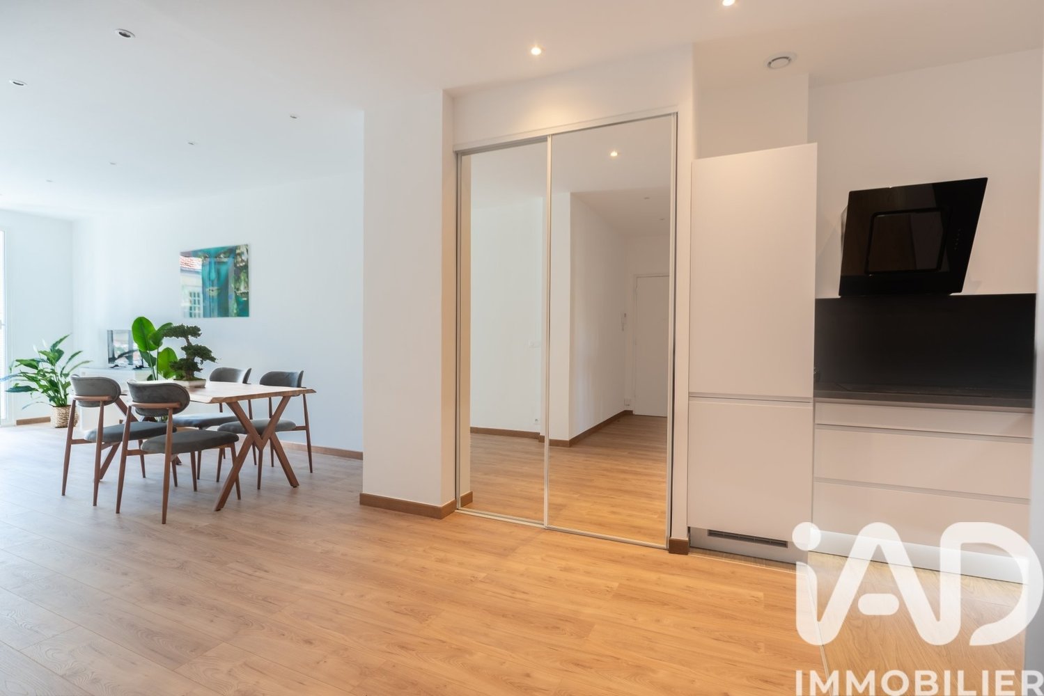 Property photo in Musicians Quarter