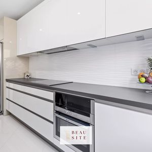 Property in Musicians Quarter