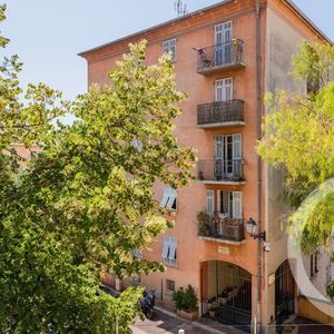 Property in Old Town