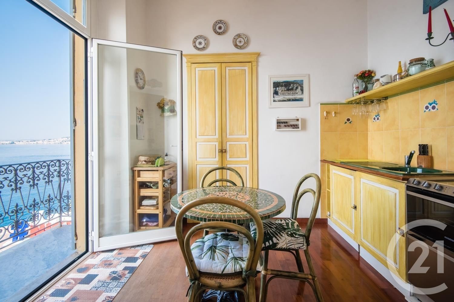 Property photo 3 in Old Town