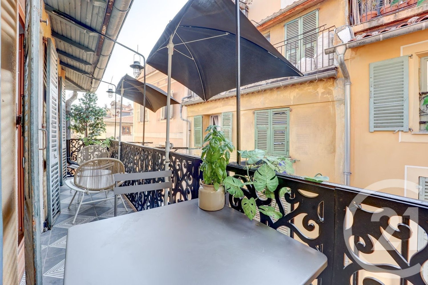 Property photo 2 in Old Town