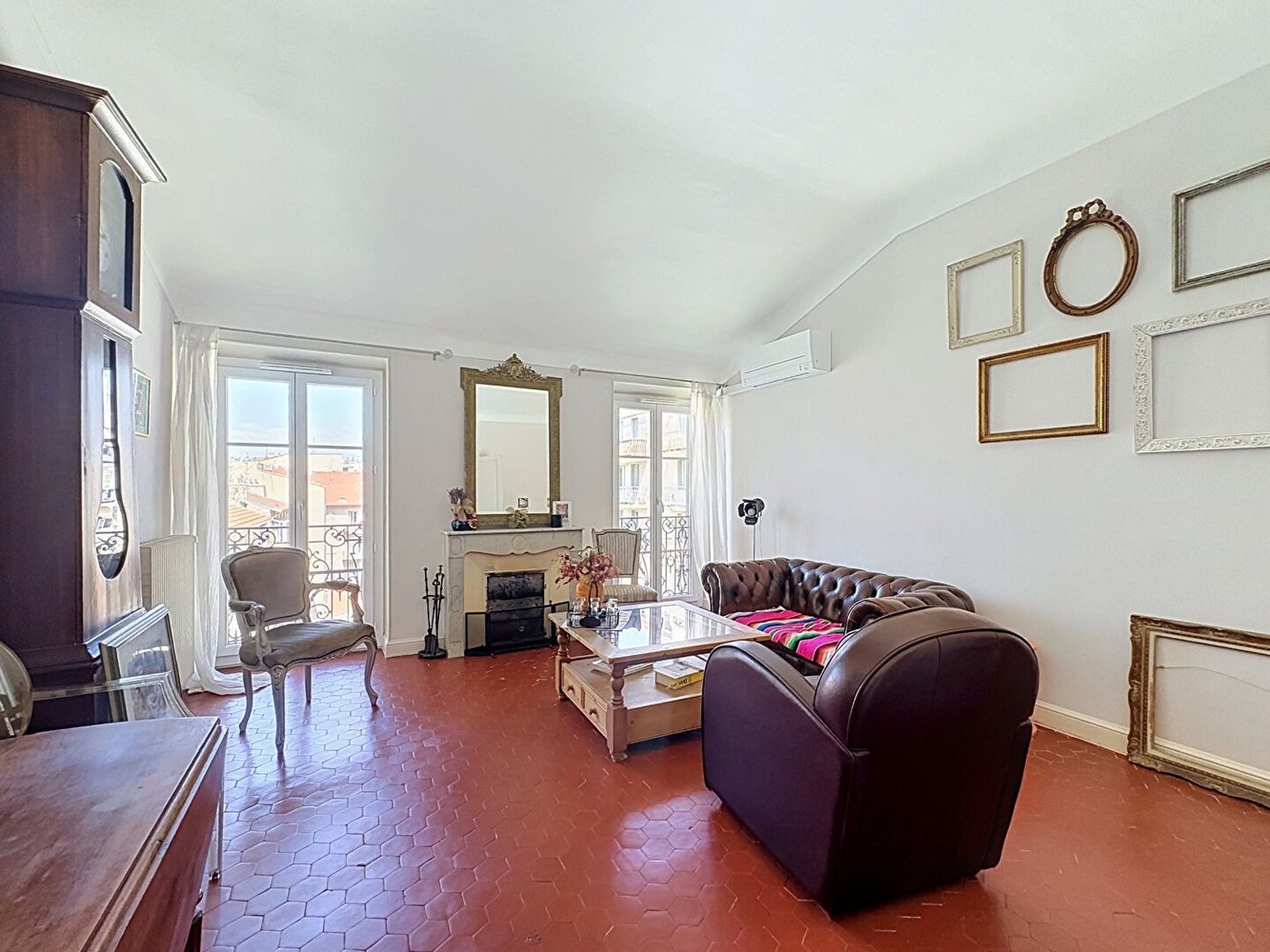 Property photo in Port