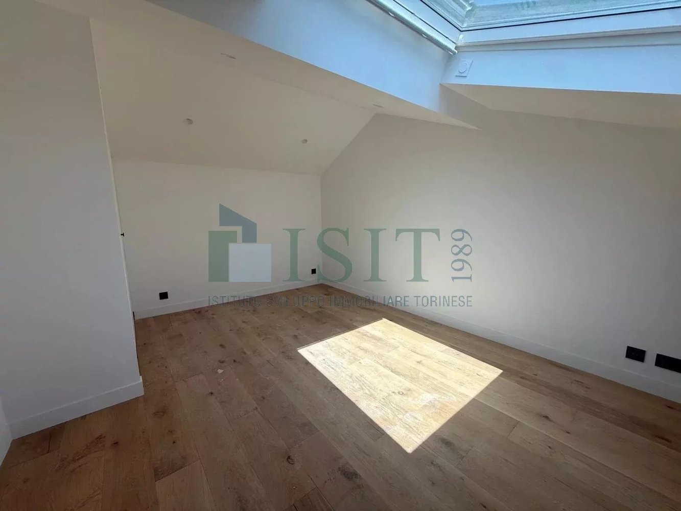 Property photo in Port
