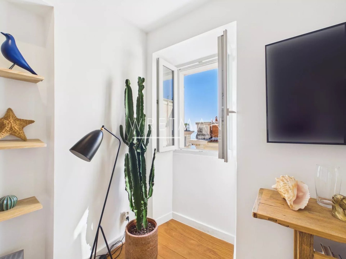 Property photo 2 in Carre d'Argent