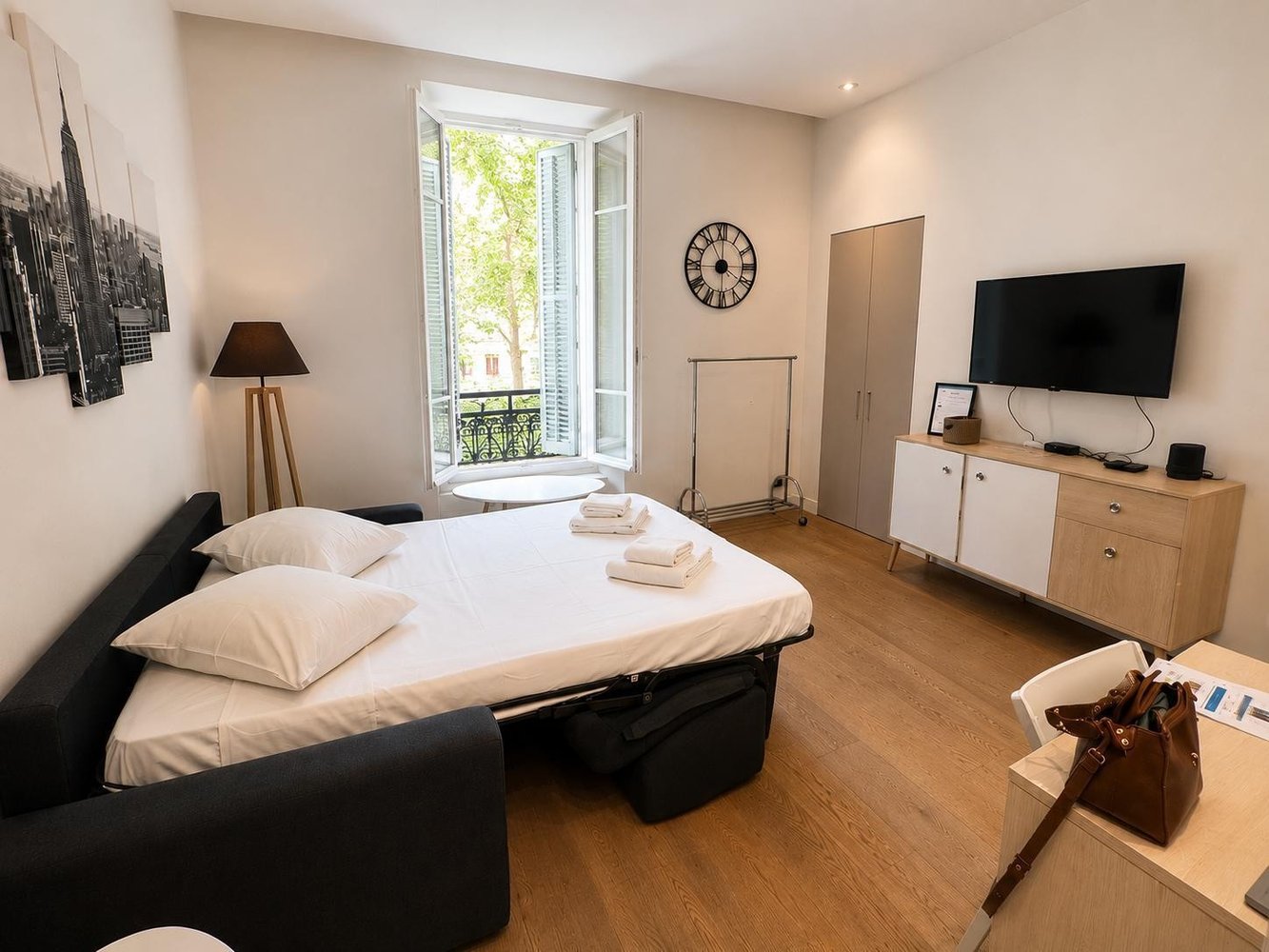 Property photo 2 in Carre d'Argent