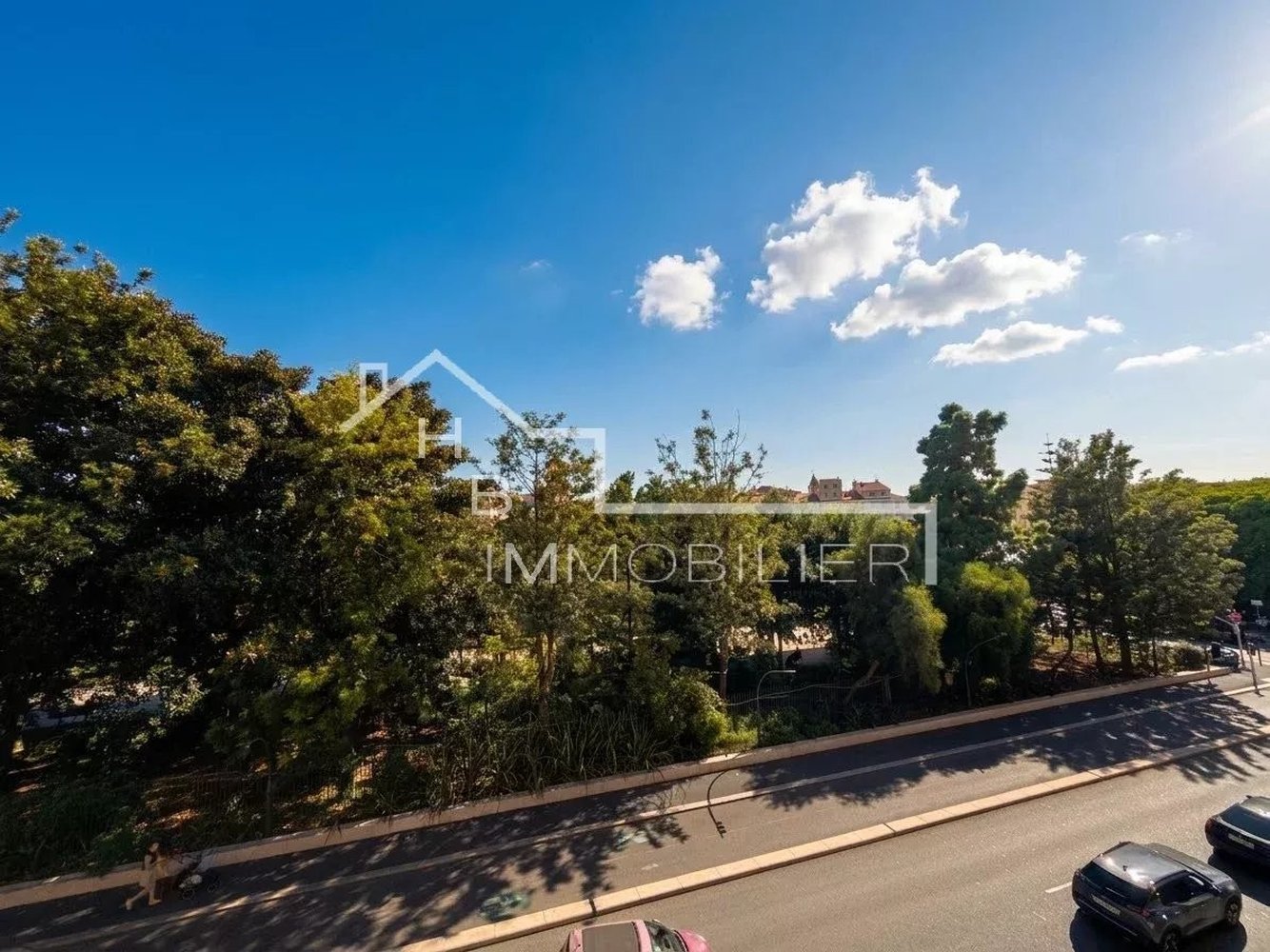 Property photo 2 in Carre d'Argent