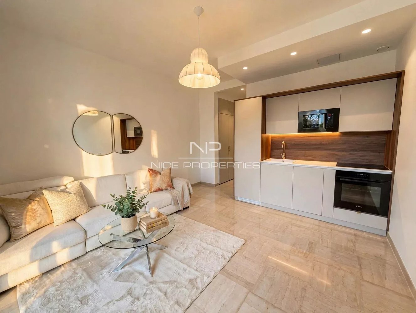 Property photo 3 in Carre d'Argent