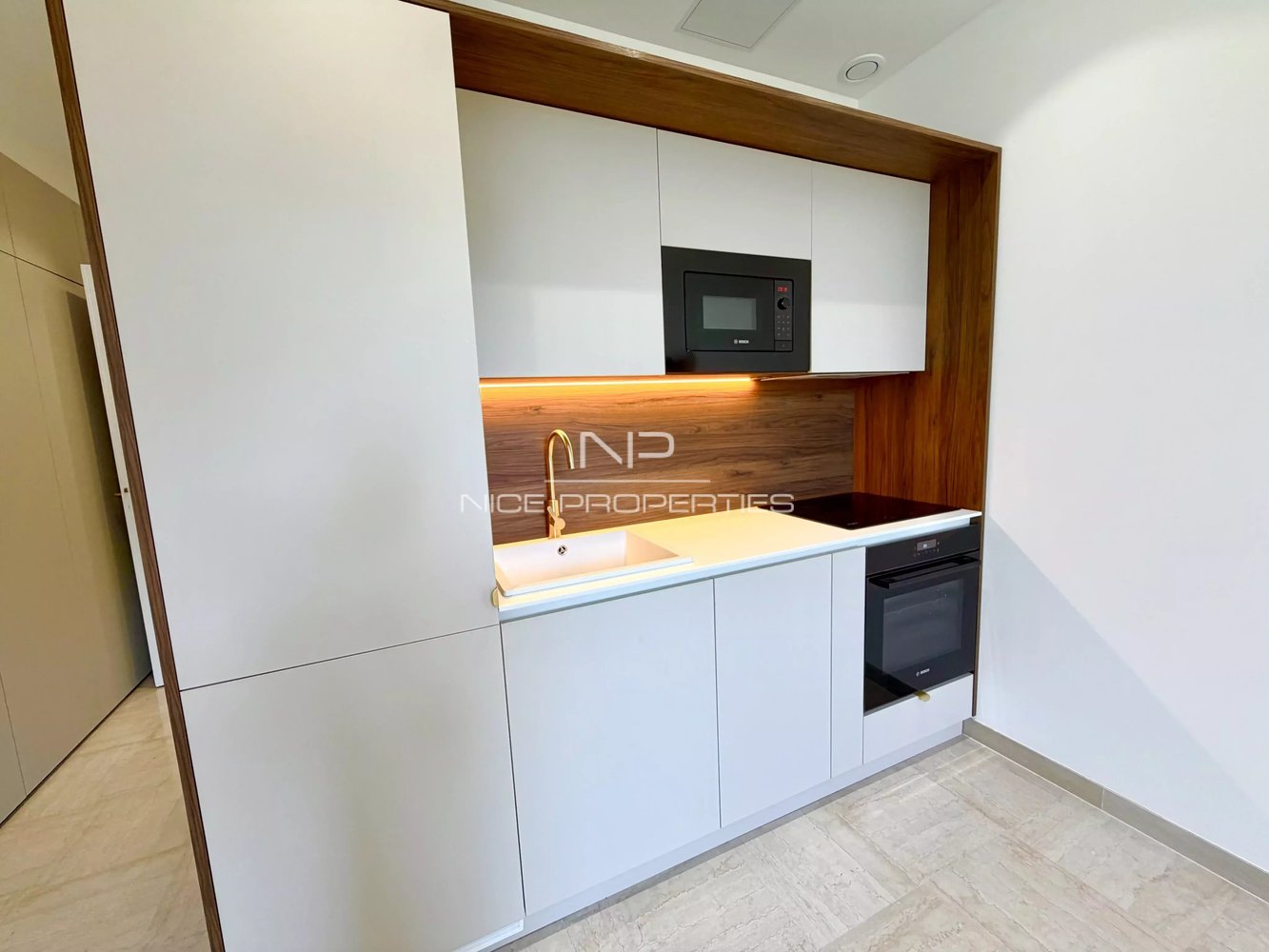 Property photo 5 in Carre d'Argent