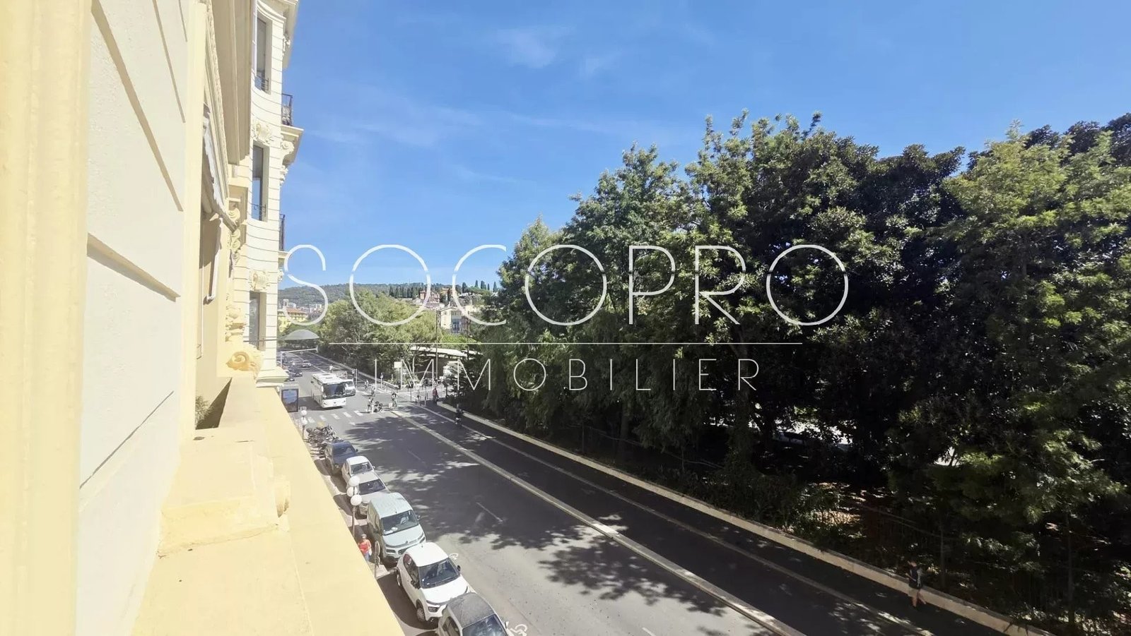 Property photo 2 in Carre d'Argent