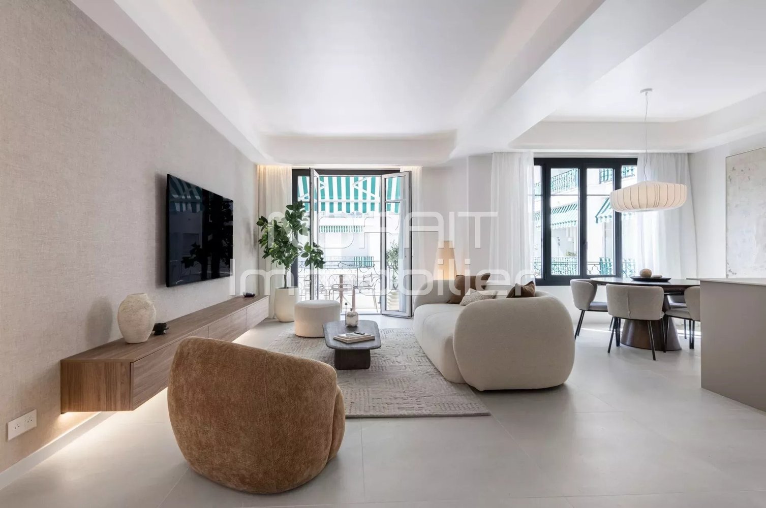 Property photo 2 in Carre d'Argent