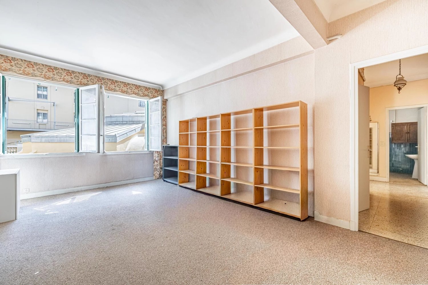 Property photo 3 in Carre d'Argent