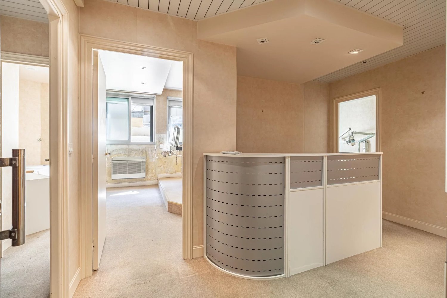 Property photo 3 in Carre d'Argent