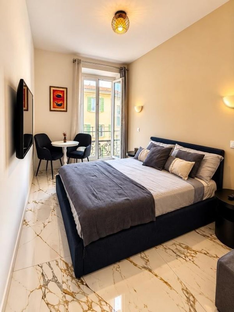 Property photo 3 in Carre d'Argent
